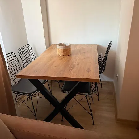 2 Steps To Bosphorus Peaceful Garden Apartment Istanbul
