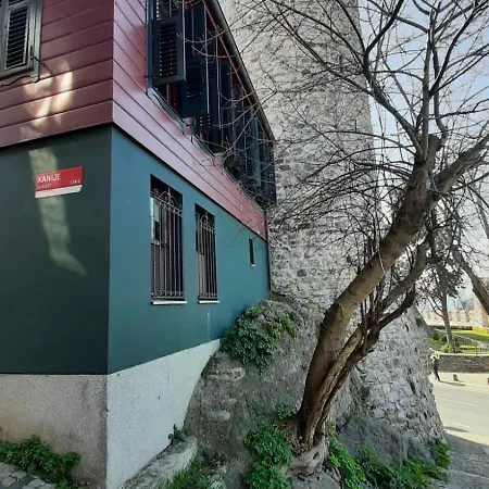 Apartment 2 Steps To Bosphorus Peaceful Garden