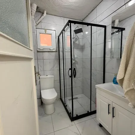 2 Steps To Bosphorus Peaceful Garden